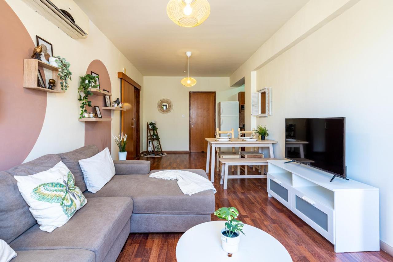 Celine'S 2 Bedrooms Apartment In Larnaca Center Exteriér fotografie