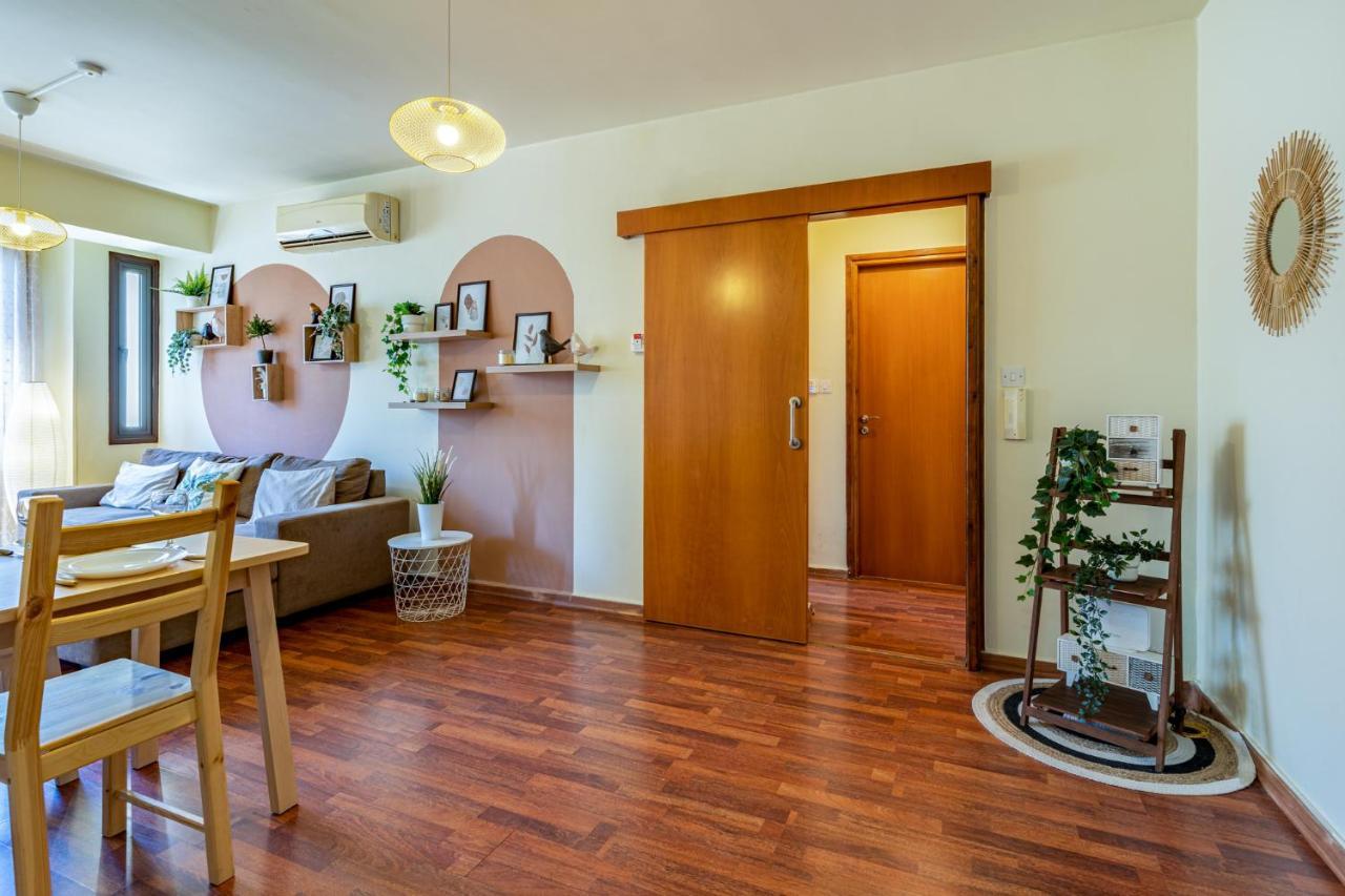 Celine'S 2 Bedrooms Apartment In Larnaca Center Exteriér fotografie